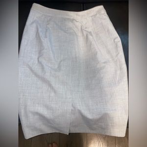 The limited pencil skirt